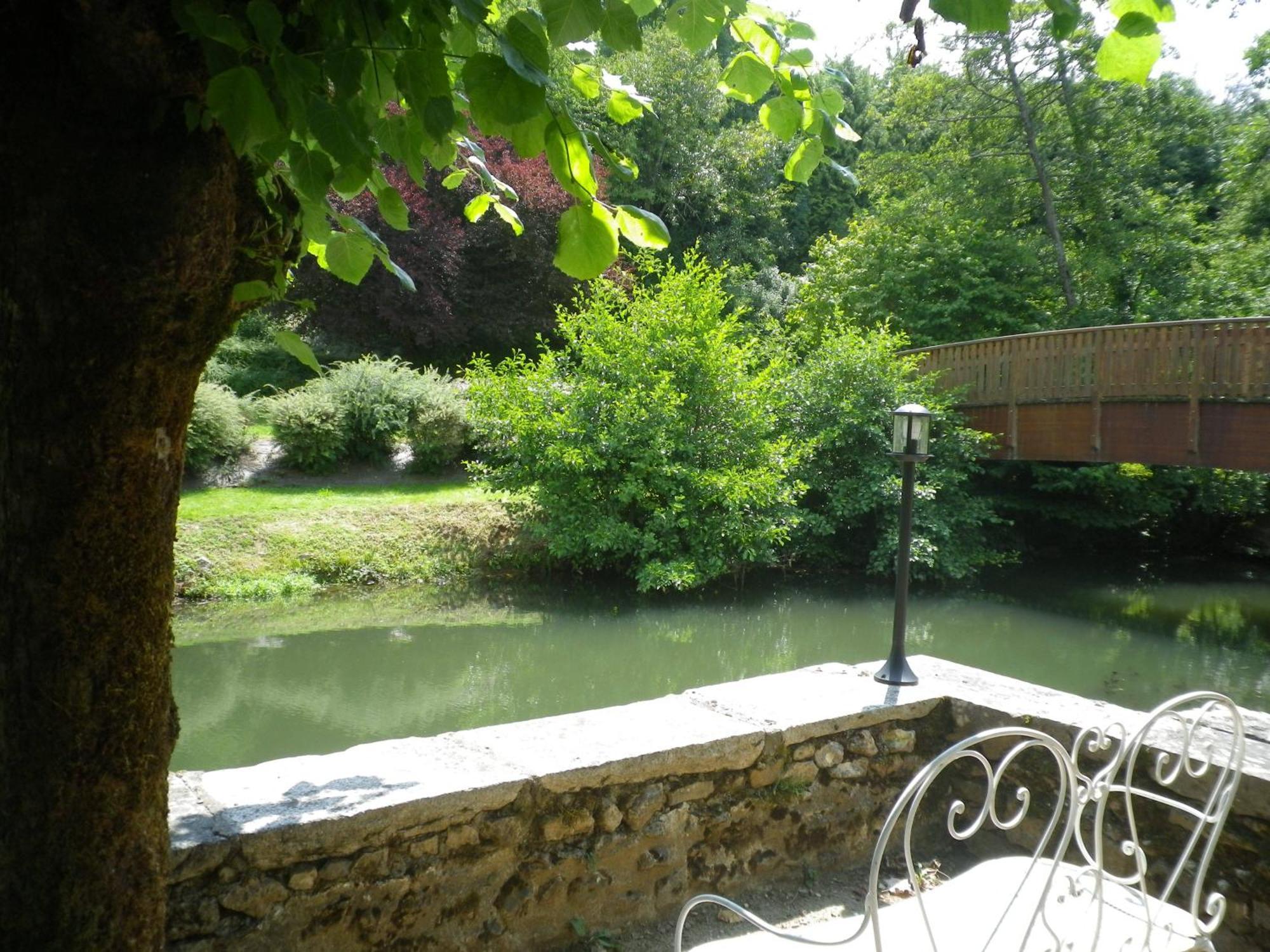 Hotel-Restaurant Ricordeau Loué Kültér fotó