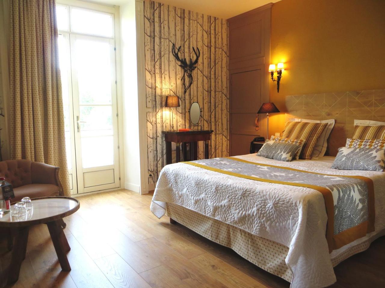 Hotel-Restaurant Ricordeau Loué Kültér fotó